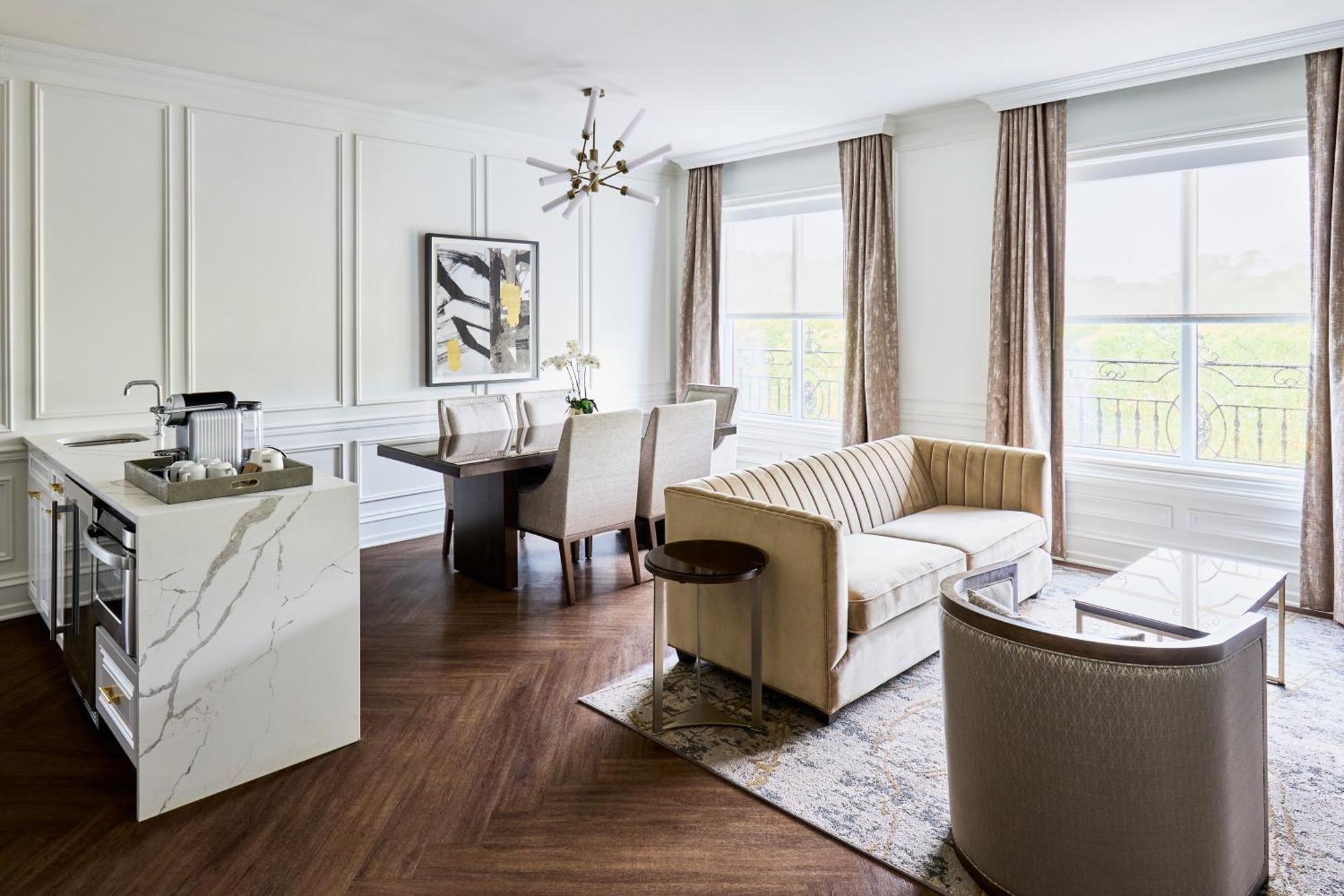 The Chateau Grande Hotel East Brunswick Ngoại thất bức ảnh